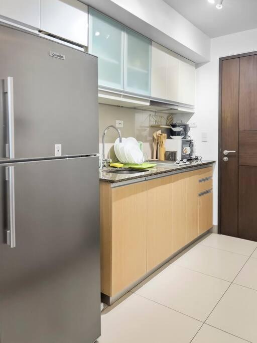One Uptown Residences Bgc Taguig Εξωτερικό φωτογραφία