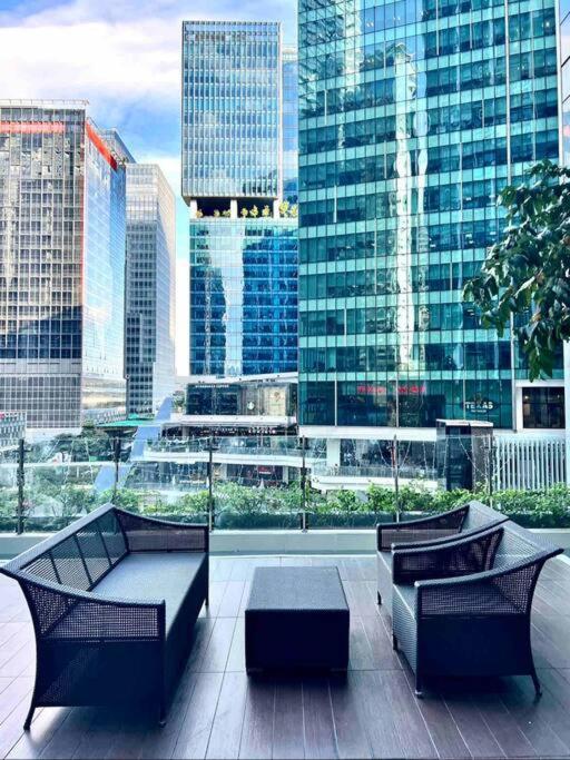 One Uptown Residences Bgc Taguig Εξωτερικό φωτογραφία